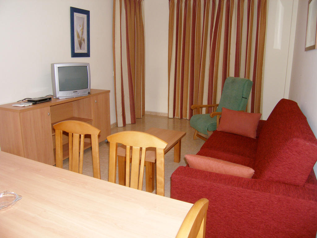 Apartamentos Cibeles Roquetas de Mar Exterior foto