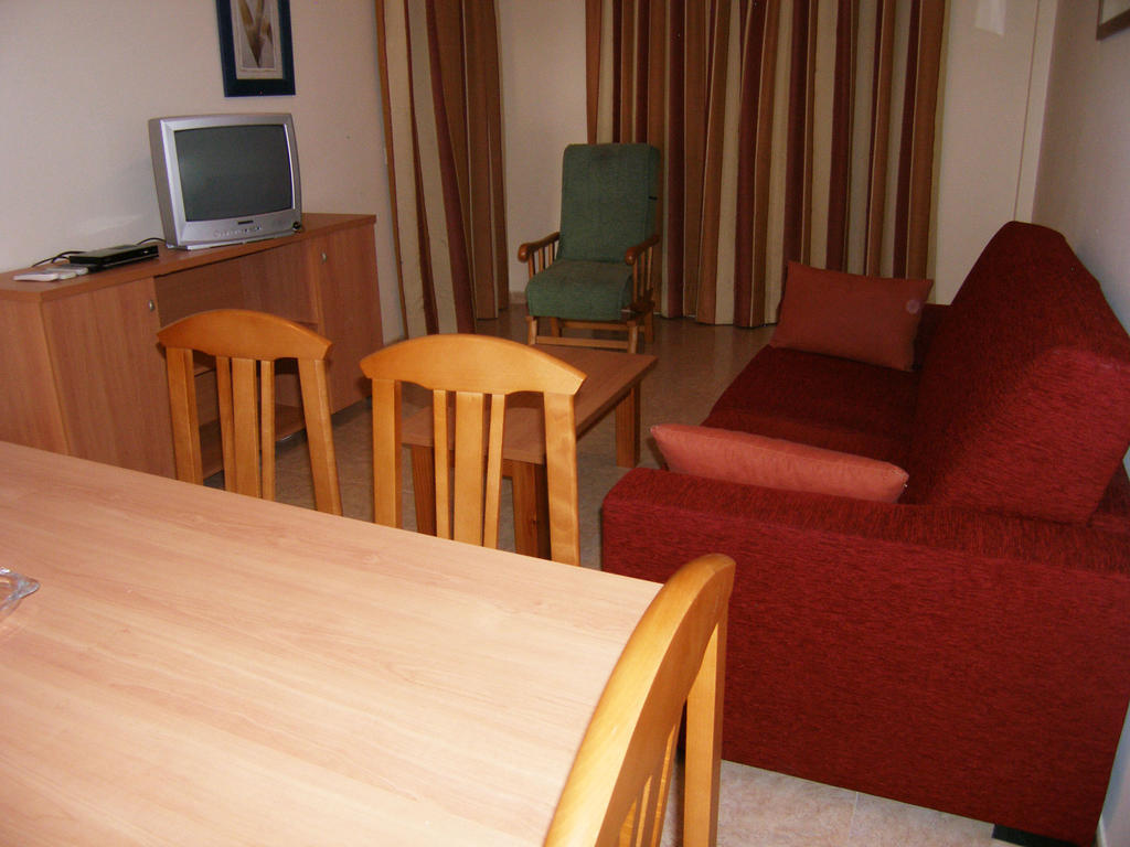 Apartamentos Cibeles Roquetas de Mar Exterior foto